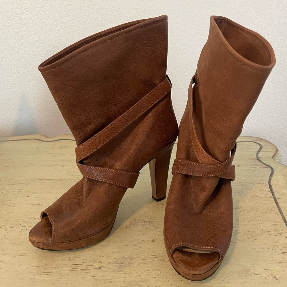PRADA Made in Italy Platform Peep Toe Ankle Bootie w/Double Wrap Strap Size 38 - Picture 2 of 9